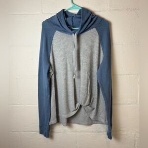 C Active Long Sleeve Waffle Knit Hooded Hi-Low Lightweight Pullover Size Large